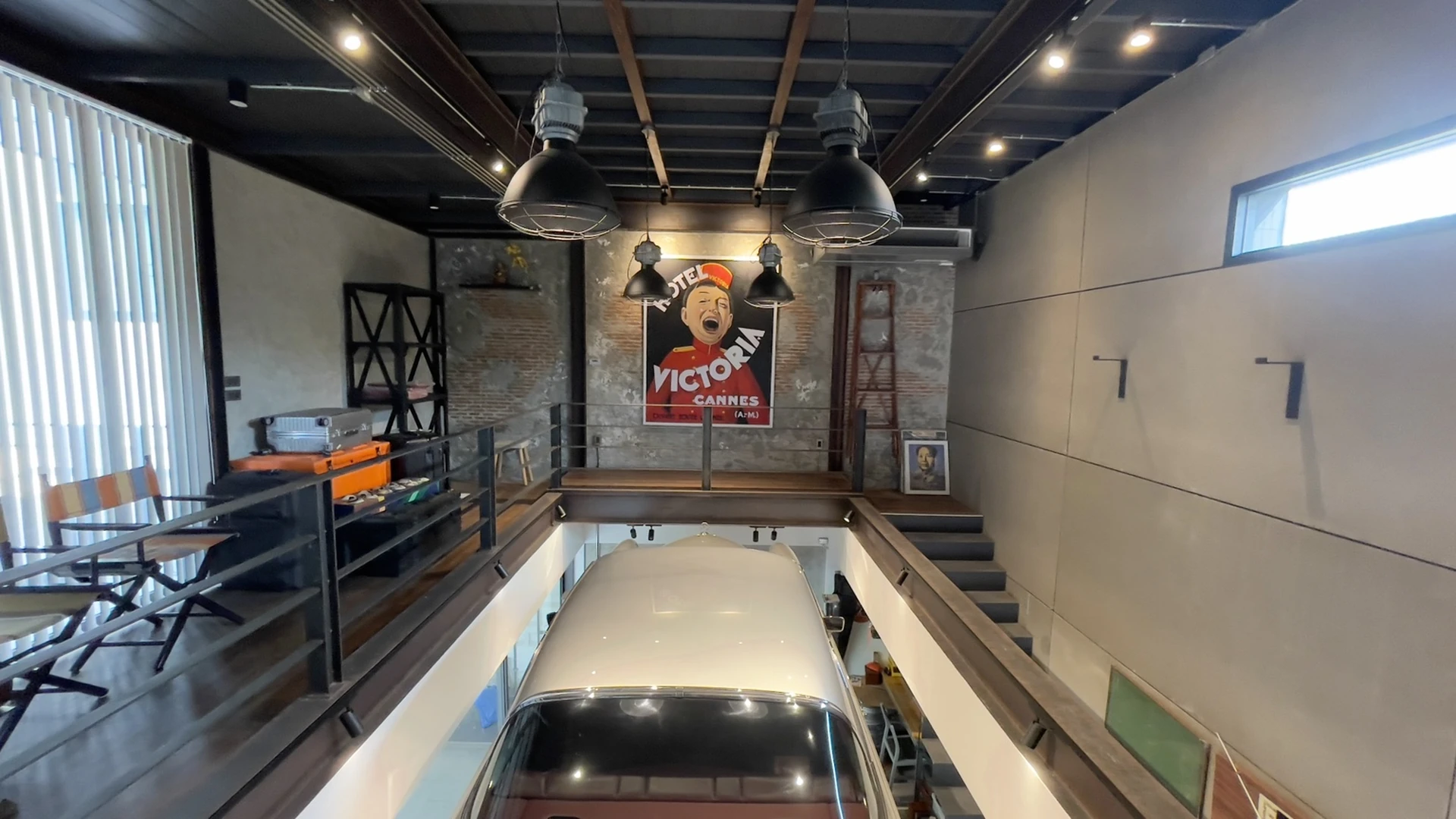 wishdesign-A GARAGE WITH PERSONAL CHARACTER